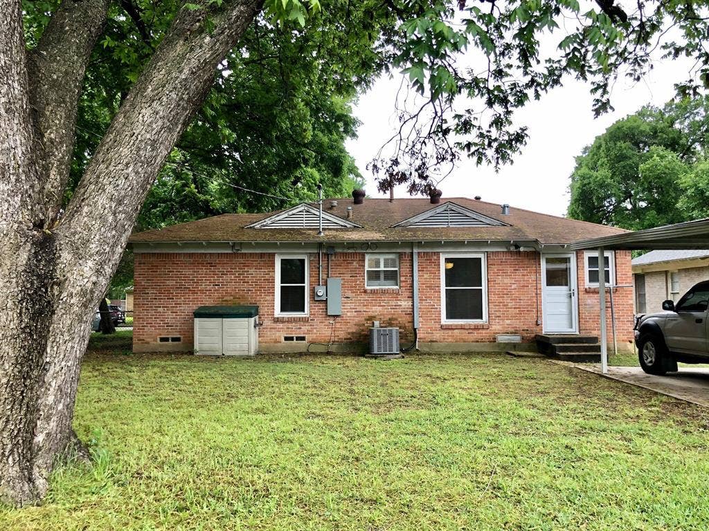 3719 Manana Drive, Dallas, TX 75220 3719 Manana Drive, Dallas, TX 75220