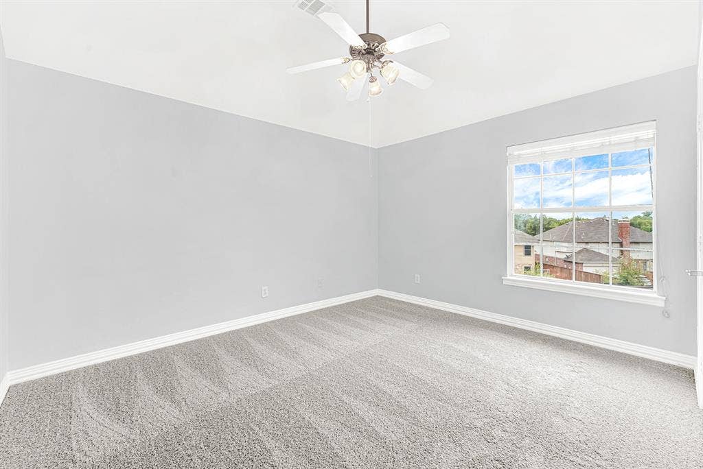 4433 Creekbend Circle, Richardson, TX 75082 Example of secondary bedroom - Upstairs features 3 full bedrooms