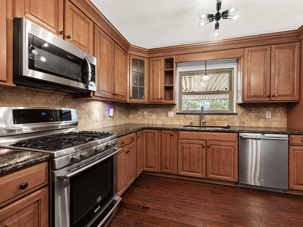 1338 Belaire Drive, Richardson, TX 75080 1338 Belaire Drive, Richardson, TX 75080