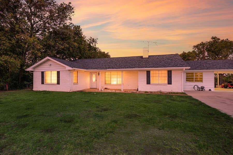 Property photo for 1700 Marti Drive, Burleson, TX
