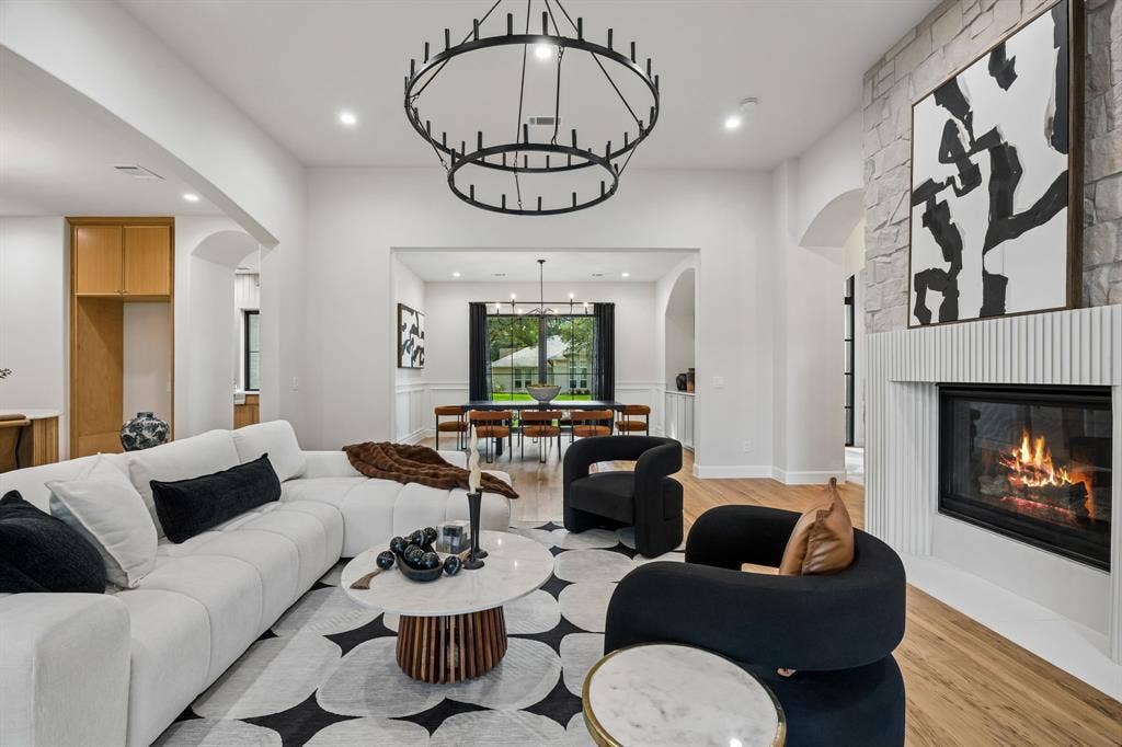 7247 Blythdale Drive, Dallas, TX 75248 7247 Blythdale Drive, Dallas, TX 75248