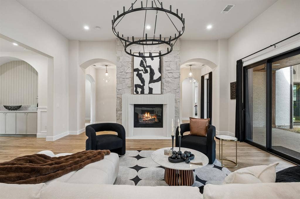 7247 Blythdale Drive, Dallas, TX 75248 7247 Blythdale Drive, Dallas, TX 75248