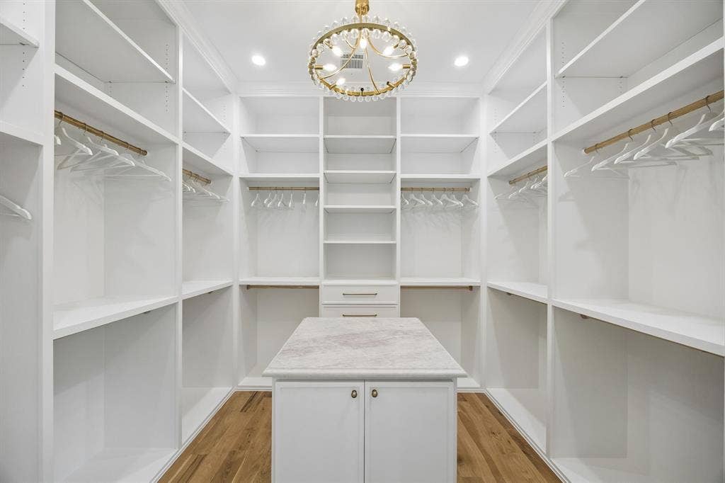 7247 Blythdale Drive, Dallas, TX 75248 7247 Blythdale Drive, Dallas, TX 75248