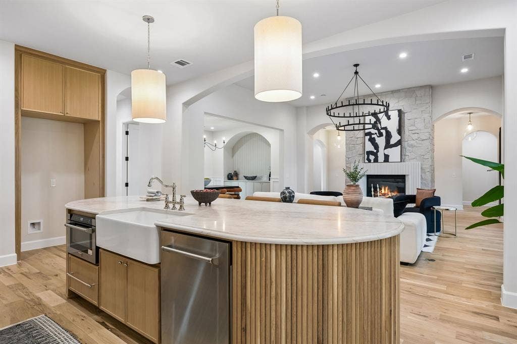 7247 Blythdale Drive, Dallas, TX 75248 7247 Blythdale Drive, Dallas, TX 75248