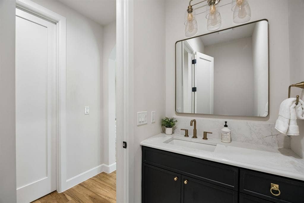 7247 Blythdale Drive, Dallas, TX 75248 7247 Blythdale Drive, Dallas, TX 75248