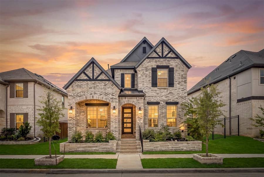 Property photo for 1434 Cypress Thorn Drive, Arlington, TX