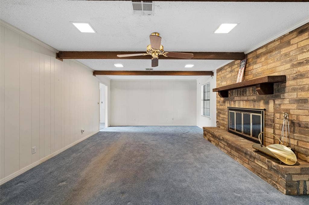 400 N Walnut Street, Waco, TX 76705 400 N Walnut Street, Waco, TX 76705