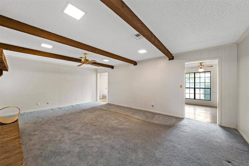 400 N Walnut Street, Waco, TX 76705 400 N Walnut Street, Waco, TX 76705