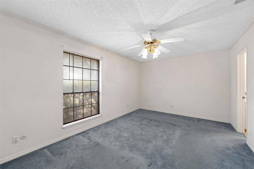 400 N Walnut Street, Waco, TX 76705 400 N Walnut Street, Waco, TX 76705