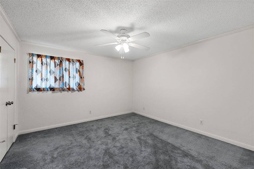 400 N Walnut Street, Waco, TX 76705 400 N Walnut Street, Waco, TX 76705