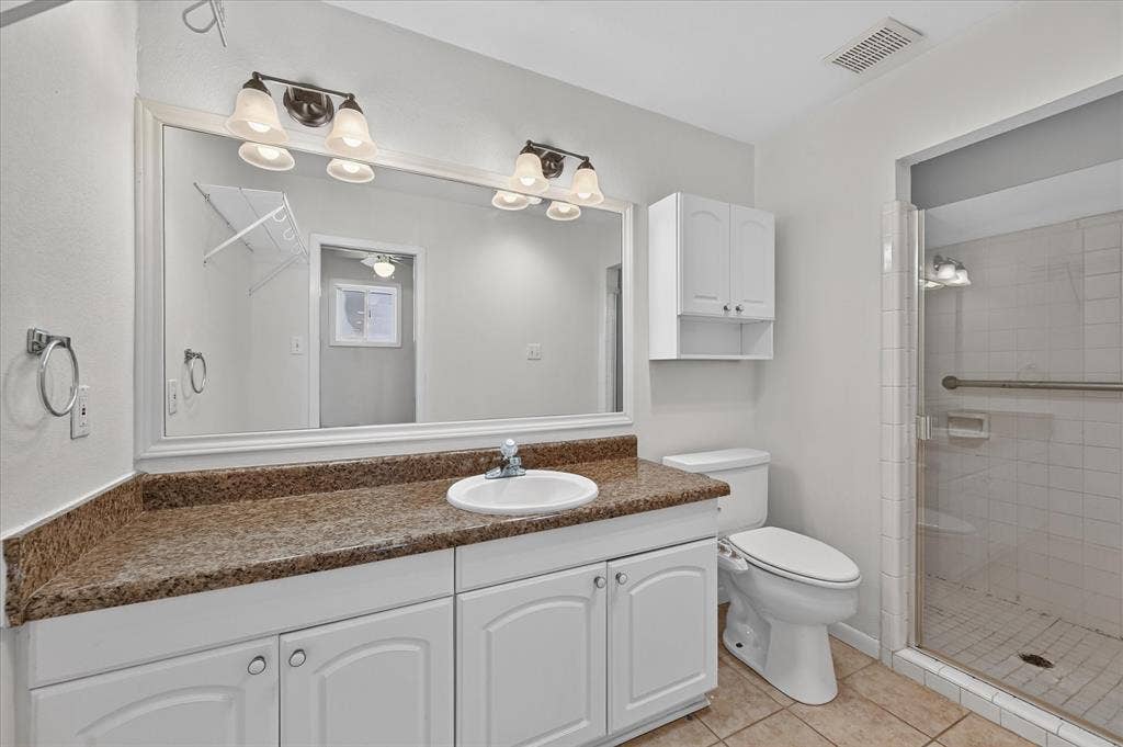 5008 Monna Street, Haltom City, TX 76117 5008 Monna Street, Haltom City, TX 76117