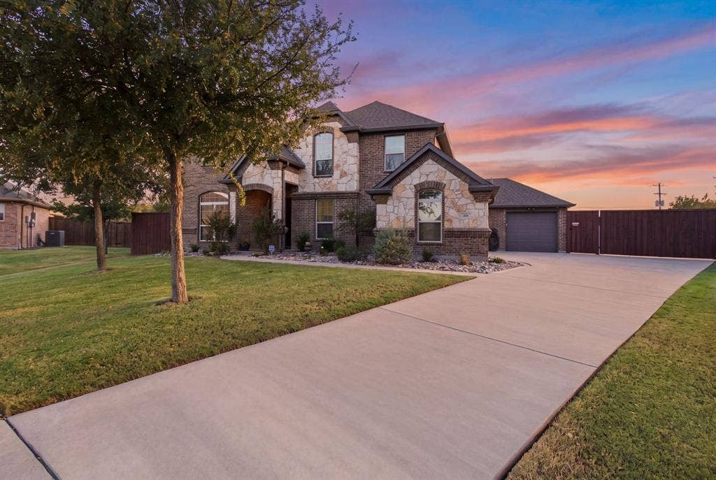 WELCOME TO YOUR DREAM HOME!