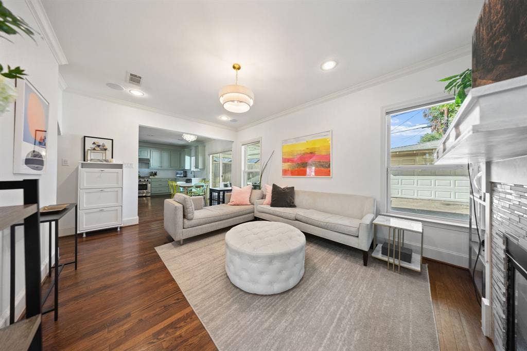 5709 Kenwood Avenue, Dallas, TX 75206 Hardwood flooring throughout, recessed lighting, and crown molding