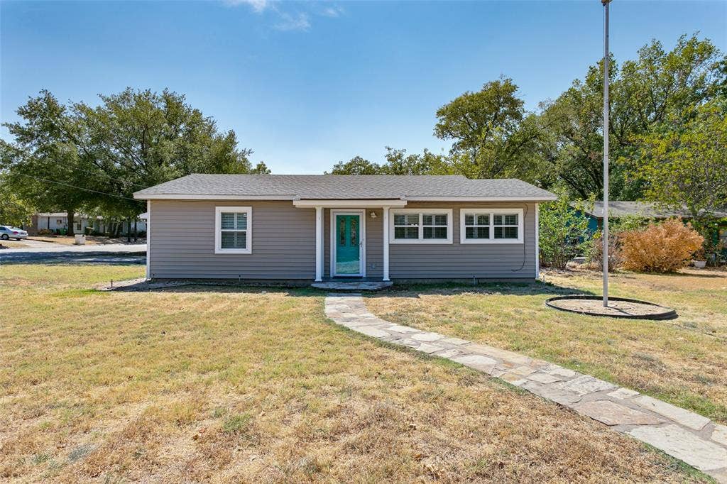 1818 Tyler Street, Denton, TX 76209 1818 Tyler Street, Denton, TX 76209
