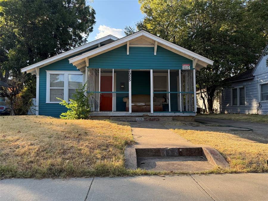 Property photo for 2925 Lenway Street, Dallas, TX