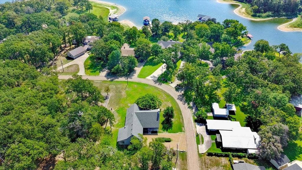 239 Lakewood Road, Trinidad, TX 75163 239 Lakewood Road, Trinidad, TX 75163