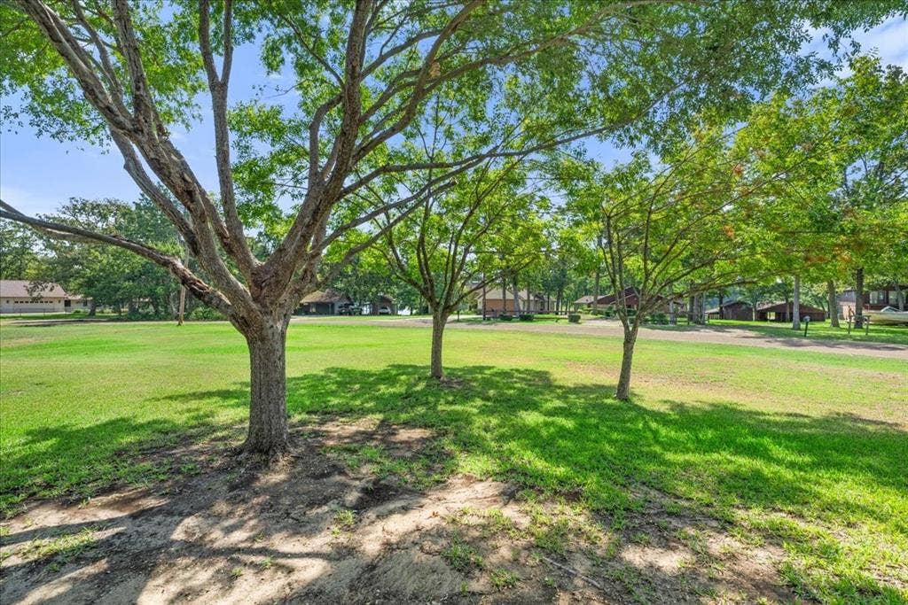 239 Lakewood Road, Trinidad, TX 75163 239 Lakewood Road, Trinidad, TX 75163