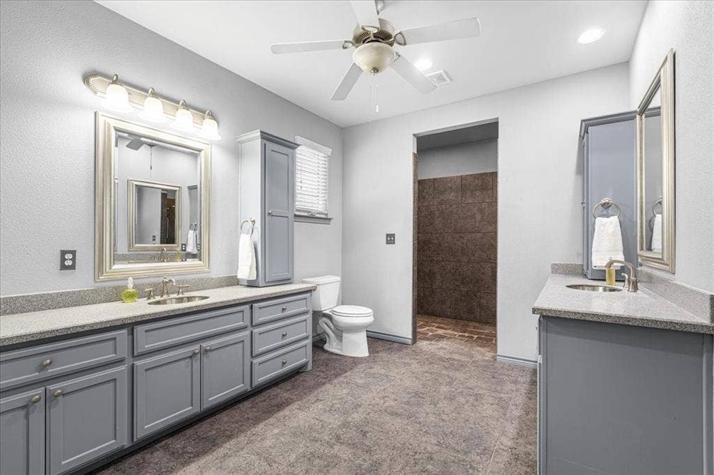 239 Lakewood Road, Trinidad, TX 75163 239 Lakewood Road, Trinidad, TX 75163