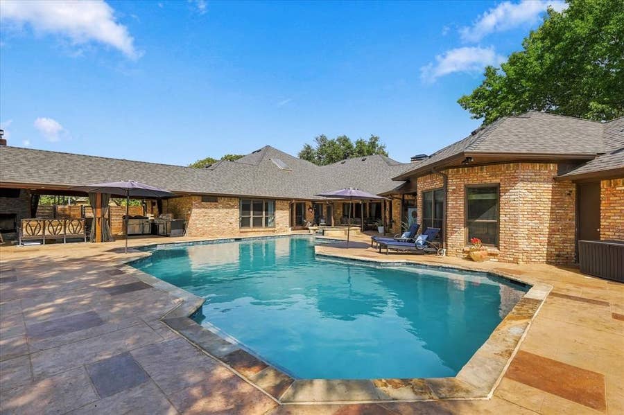 Property photo for 3801 Post Oak Road, Flower Mound, TX