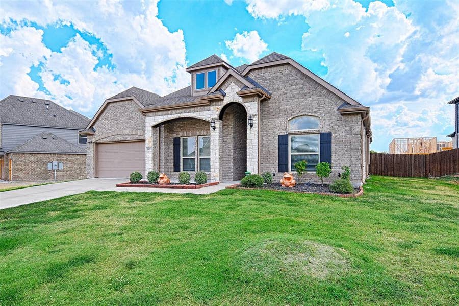 Property photo for 1802 ranch view Drive, Cedar Hill, TX