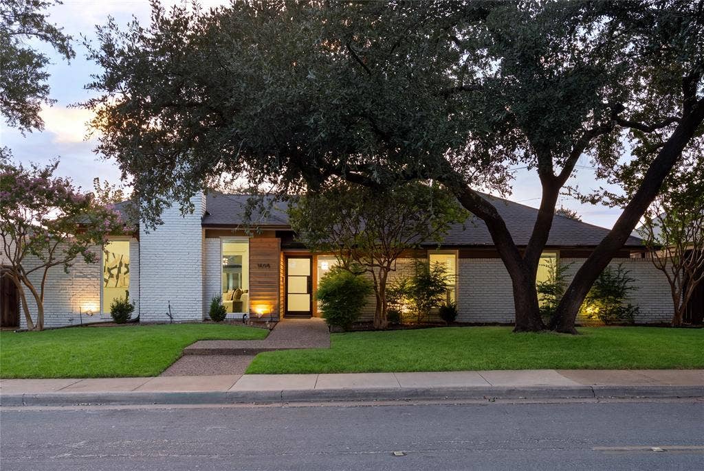 16106 Shadybank Drive, Dallas, TX 75248 16106 Shadybank Drive, Dallas, TX 75248
