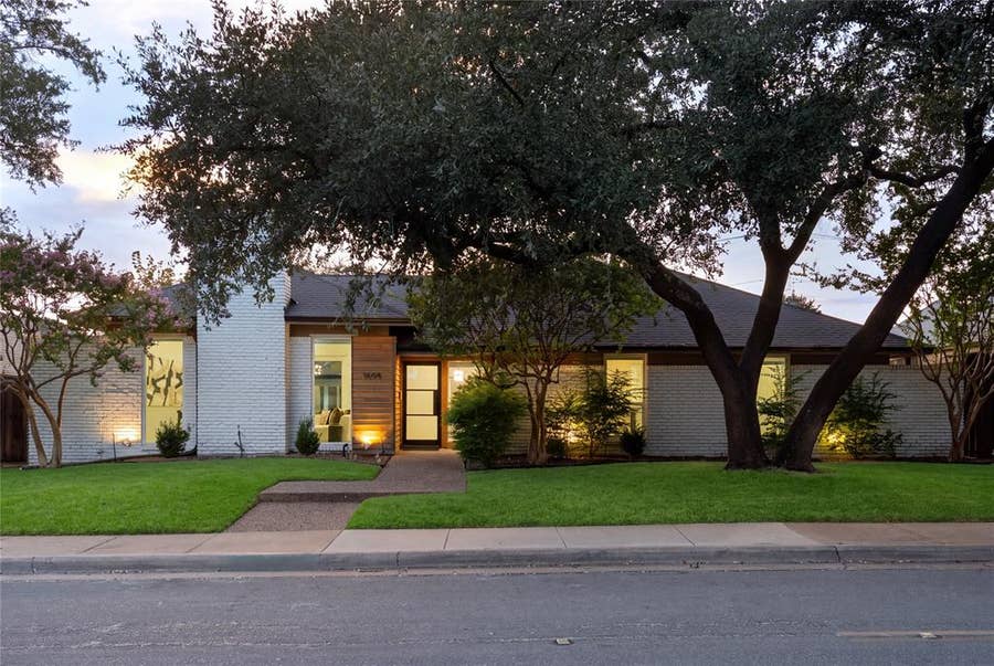 Property photo for 16106 Shadybank Drive, Dallas, TX