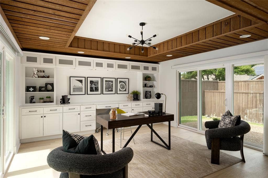 16106 Shadybank Drive, Dallas, TX 75248 Flex Room