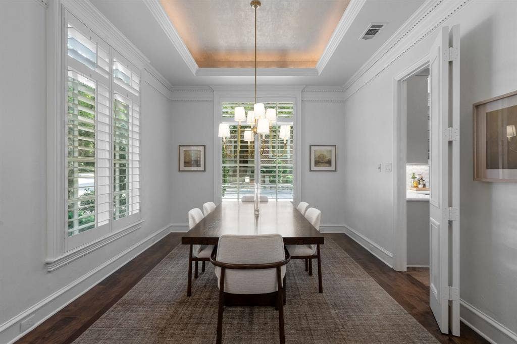 5660 Prestwick Lane, Dallas, TX 75252 5660 Prestwick Lane, Dallas, TX 75252