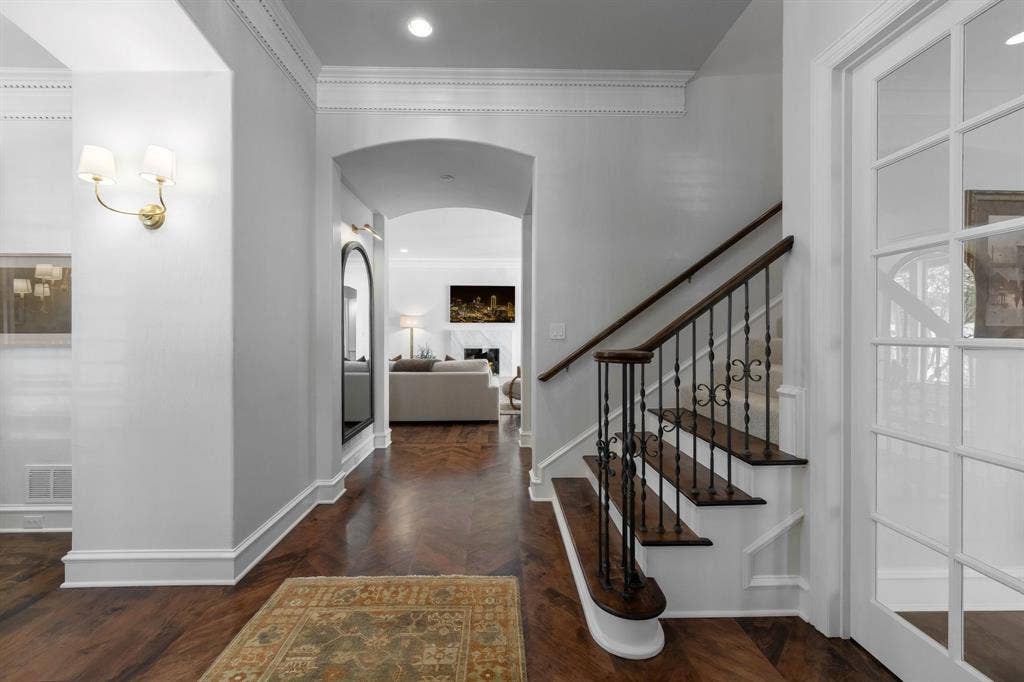 5660 Prestwick Lane, Dallas, TX 75252 5660 Prestwick Lane, Dallas, TX 75252