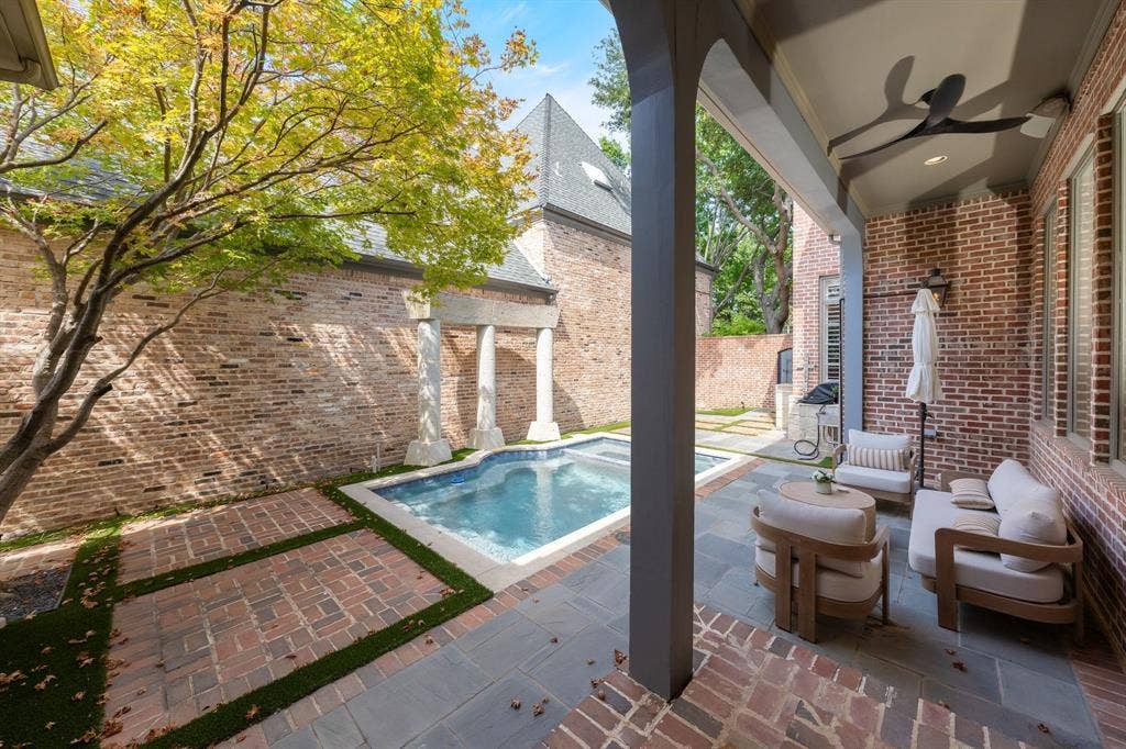 5660 Prestwick Lane, Dallas, TX 75252 5660 Prestwick Lane, Dallas, TX 75252