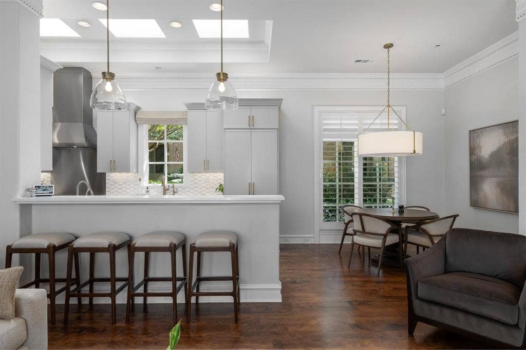 5660 Prestwick Lane, Dallas, TX 75252 5660 Prestwick Lane, Dallas, TX 75252