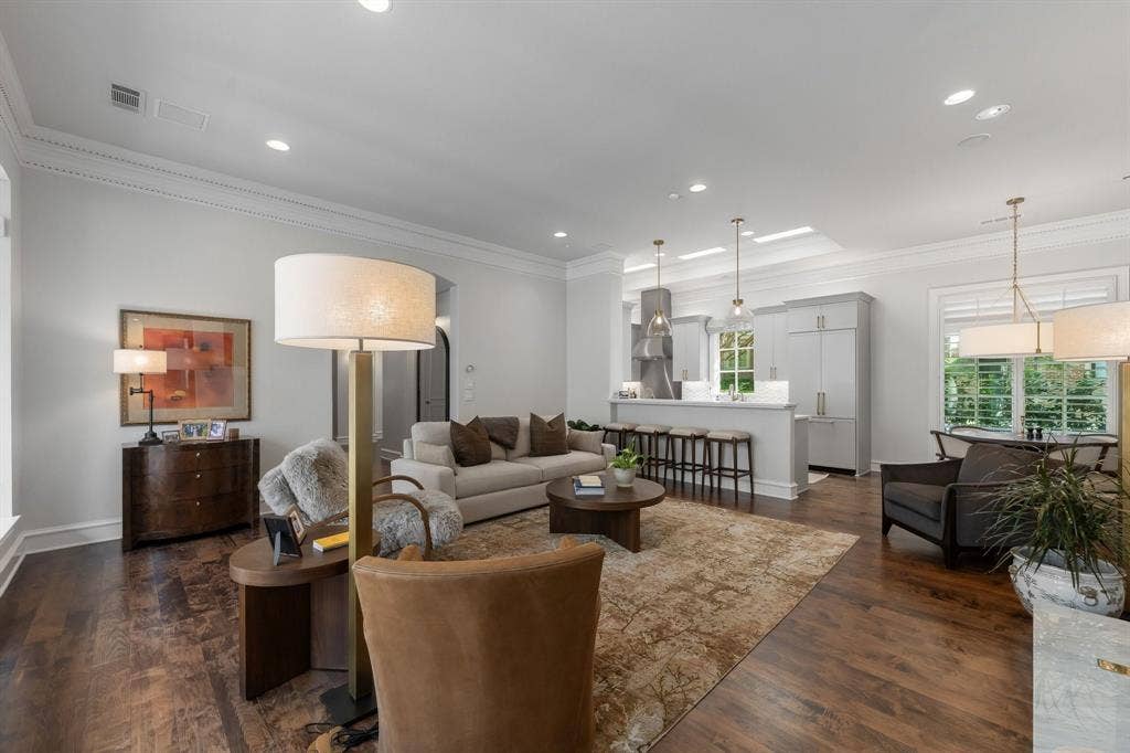 5660 Prestwick Lane, Dallas, TX 75252 5660 Prestwick Lane, Dallas, TX 75252