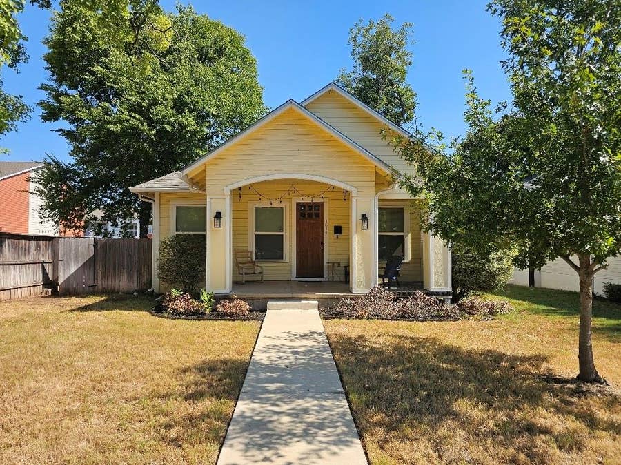 Property photo for 1814 S 5th Street, Waco, TX