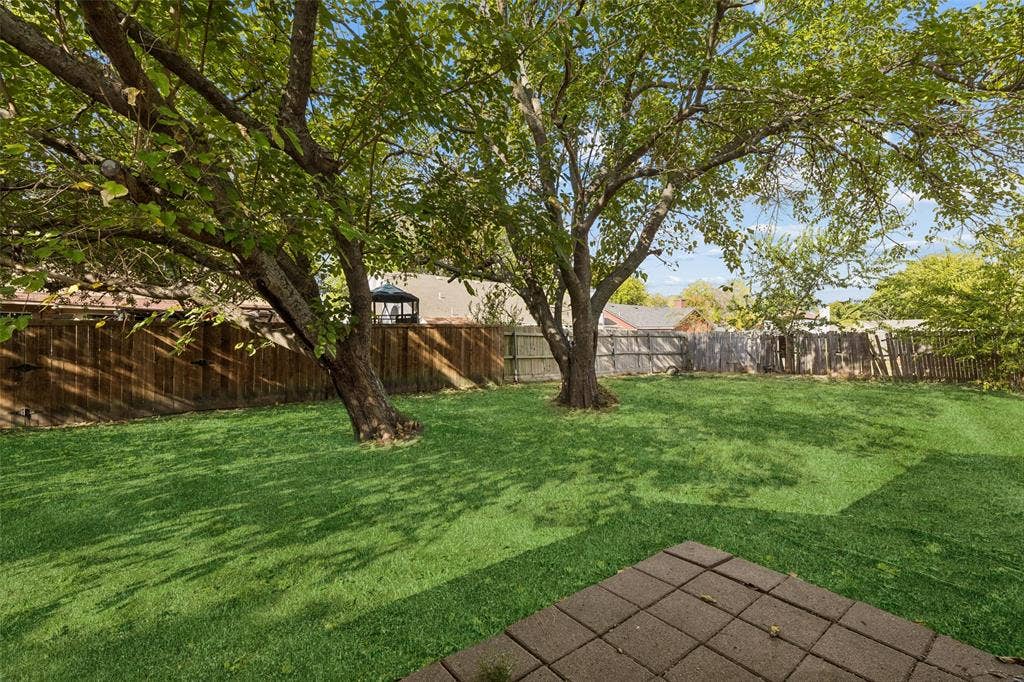 7801 Bordeaux Lane, Rowlett, TX 75089