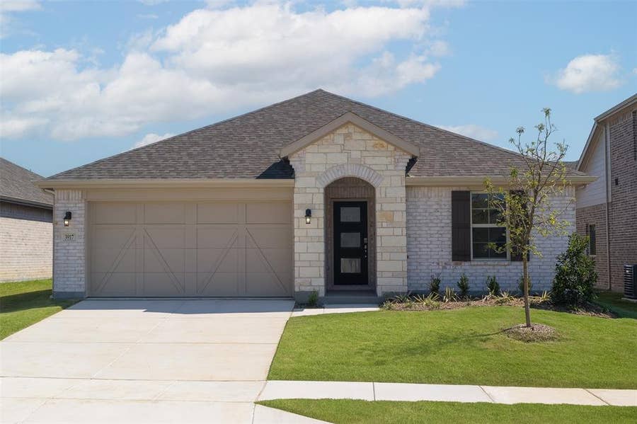 Property photo for 3917 River Rock Avenue, Celina, TX