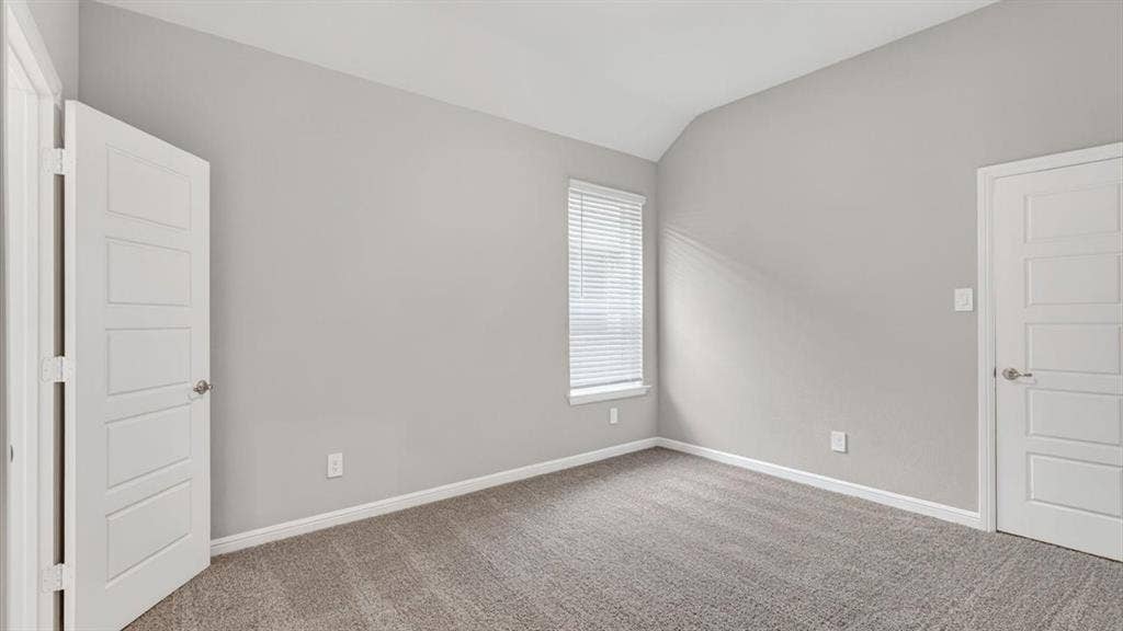 4939 SIMMENTAL Drive, Arlington, TX 76001 4939 SIMMENTAL Drive, Arlington, TX 76001