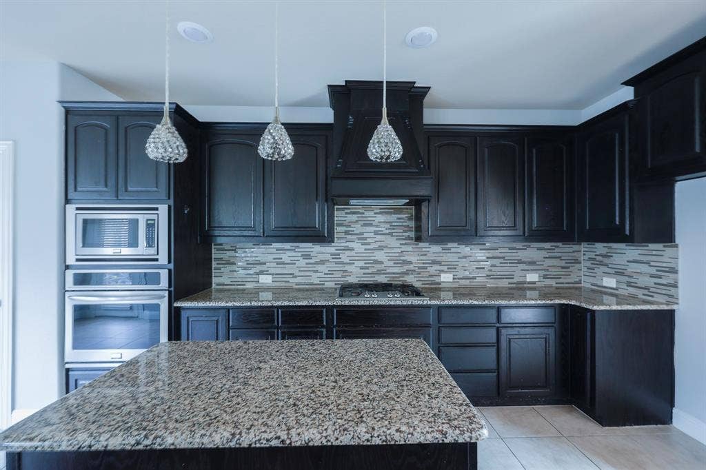3611 Mohan Court, Sachse, TX 75048 3611 Mohan Court, Sachse, TX 75048