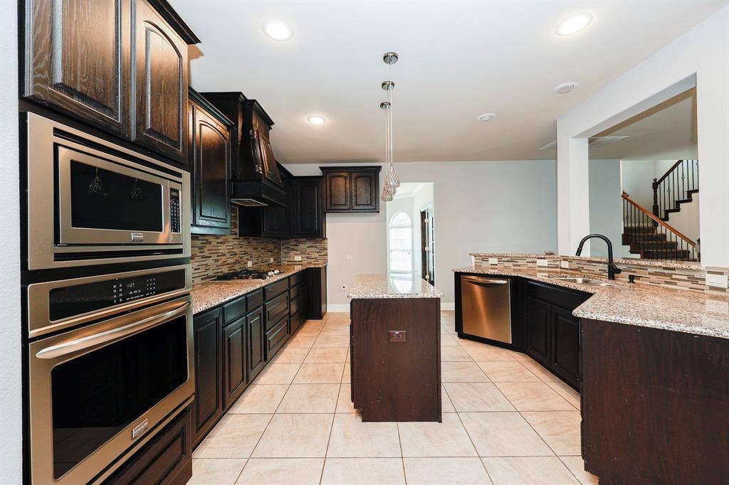 3611 Mohan Court, Sachse, TX 75048 3611 Mohan Court, Sachse, TX 75048