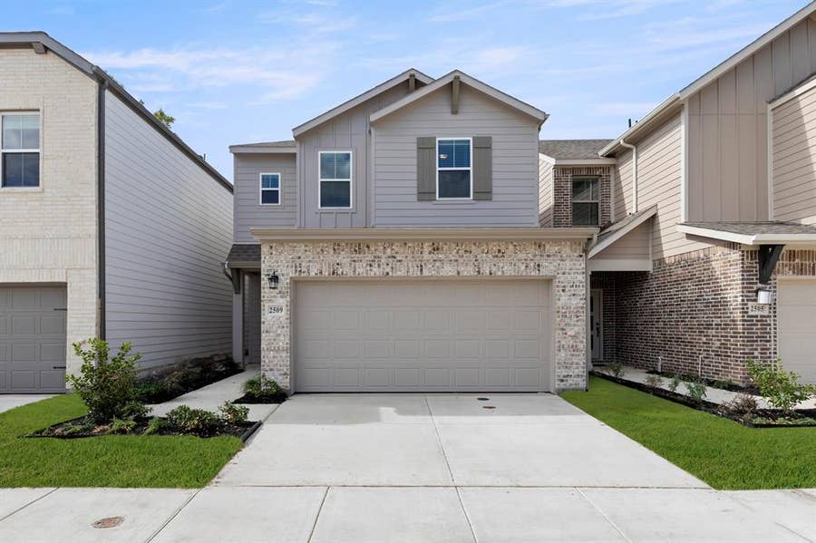 Property photo for 2509 Lost Maples Lane, Dallas, TX