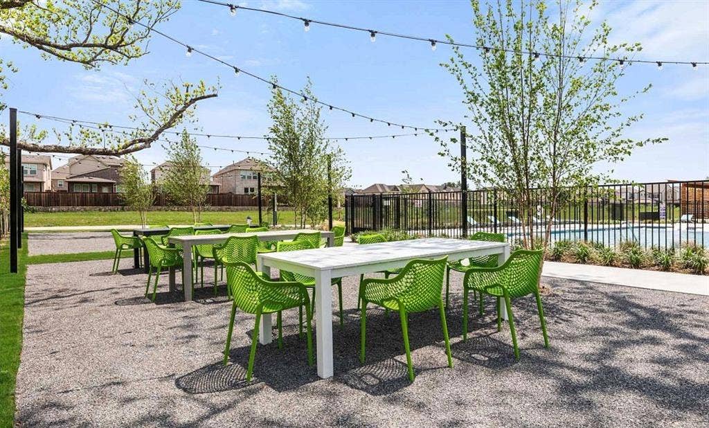2501 Lost Maples Lane, Dallas, TX 75228 Sereno Oaks Courtyard