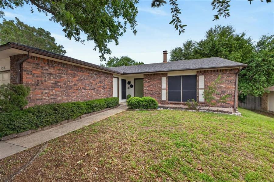 Property photo for 6506 Blackberry Drive, Arlington, TX