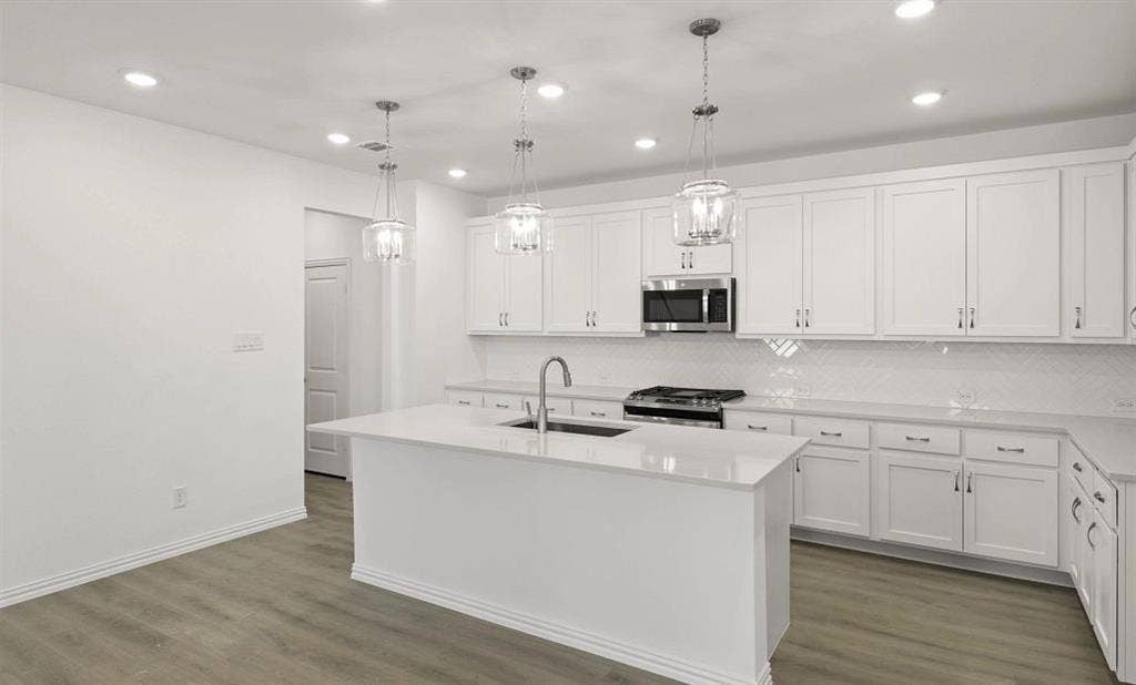 3648 Castle Drive, Celina, TX 75009 Kitchen Representative Photo