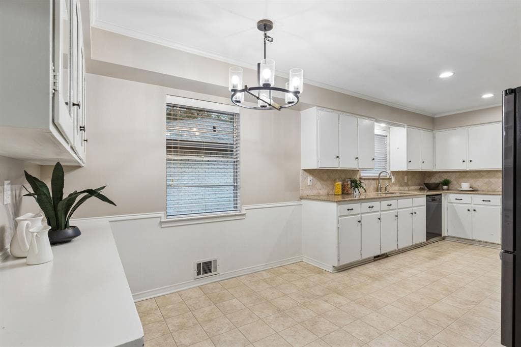 7066 Arboreal Drive, Dallas, TX 75231 7066 Arboreal Drive, Dallas, TX 75231
