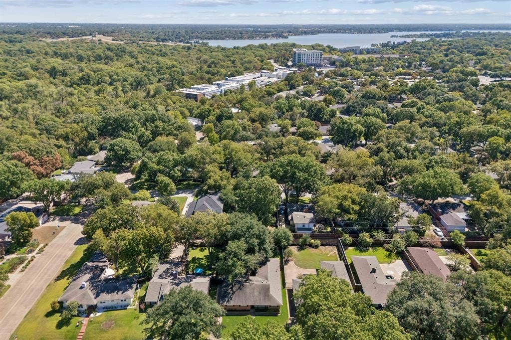 7066 Arboreal Drive, Dallas, TX 75231 7066 Arboreal Drive, Dallas, TX 75231