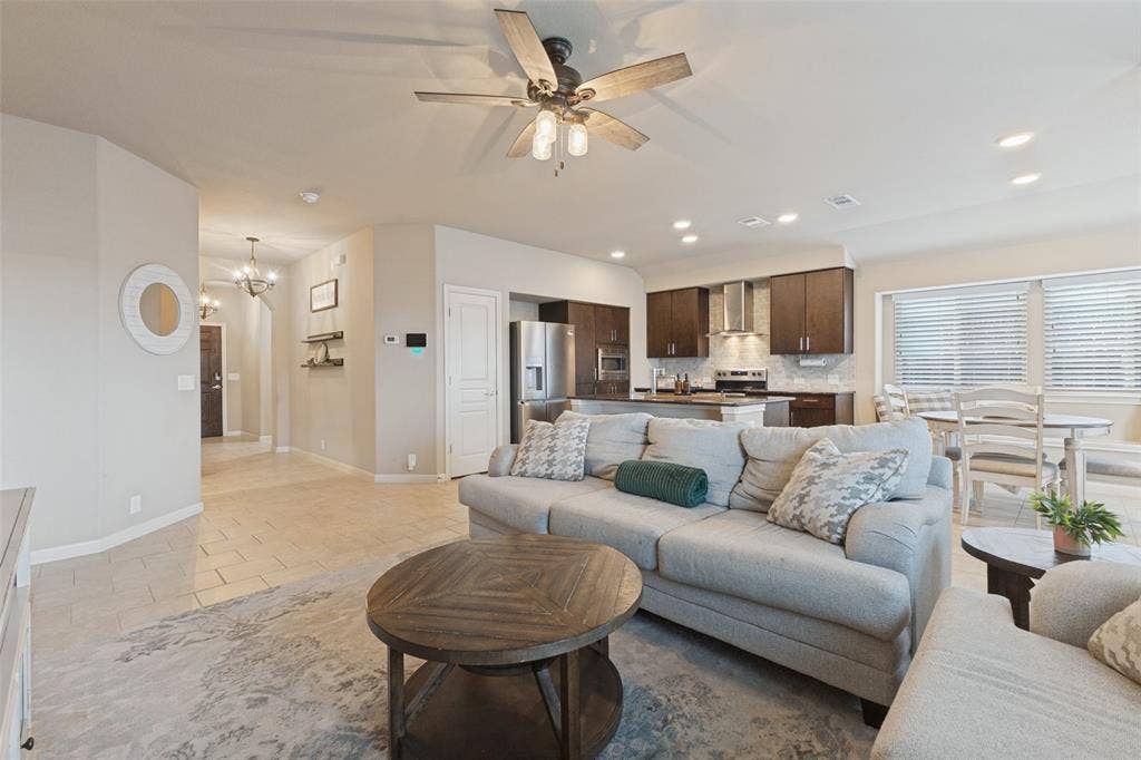 573 Providence Place, Lavon, TX 75166 573 Providence Place, Lavon, TX 75166