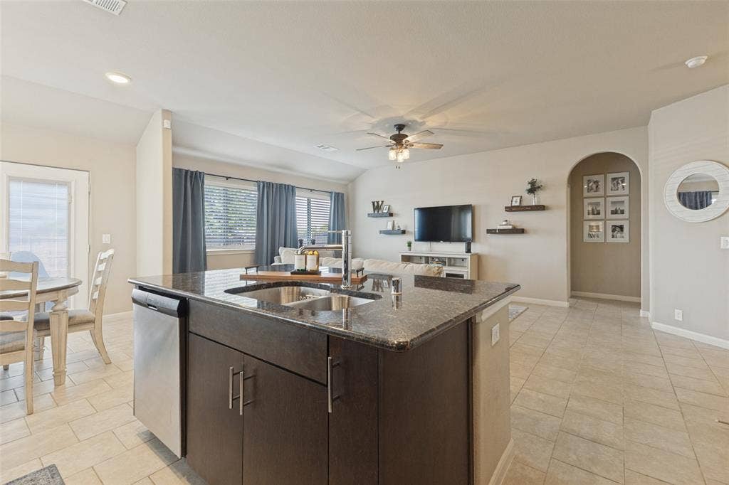 573 Providence Place, Lavon, TX 75166 573 Providence Place, Lavon, TX 75166