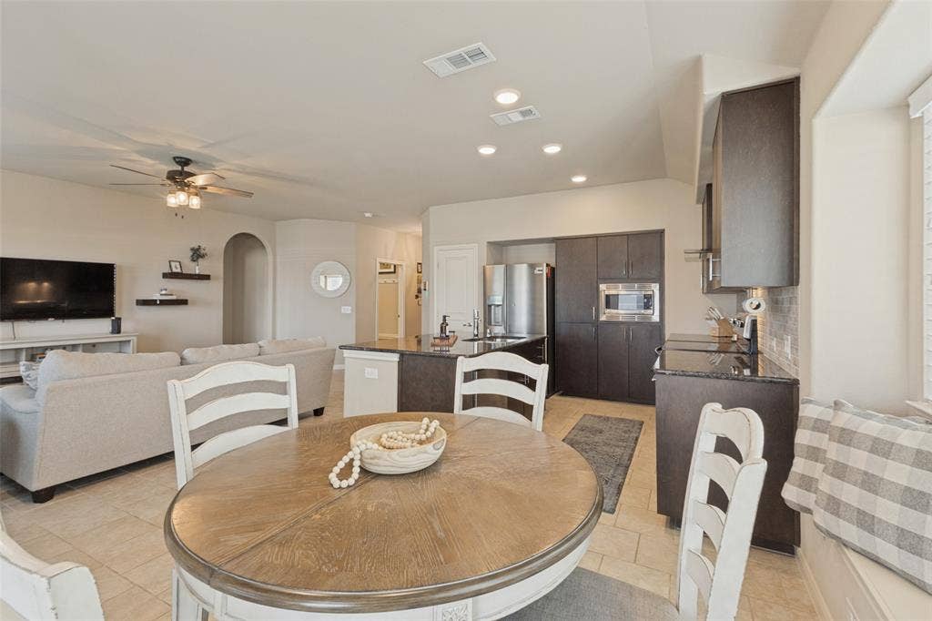 573 Providence Place, Lavon, TX 75166 573 Providence Place, Lavon, TX 75166