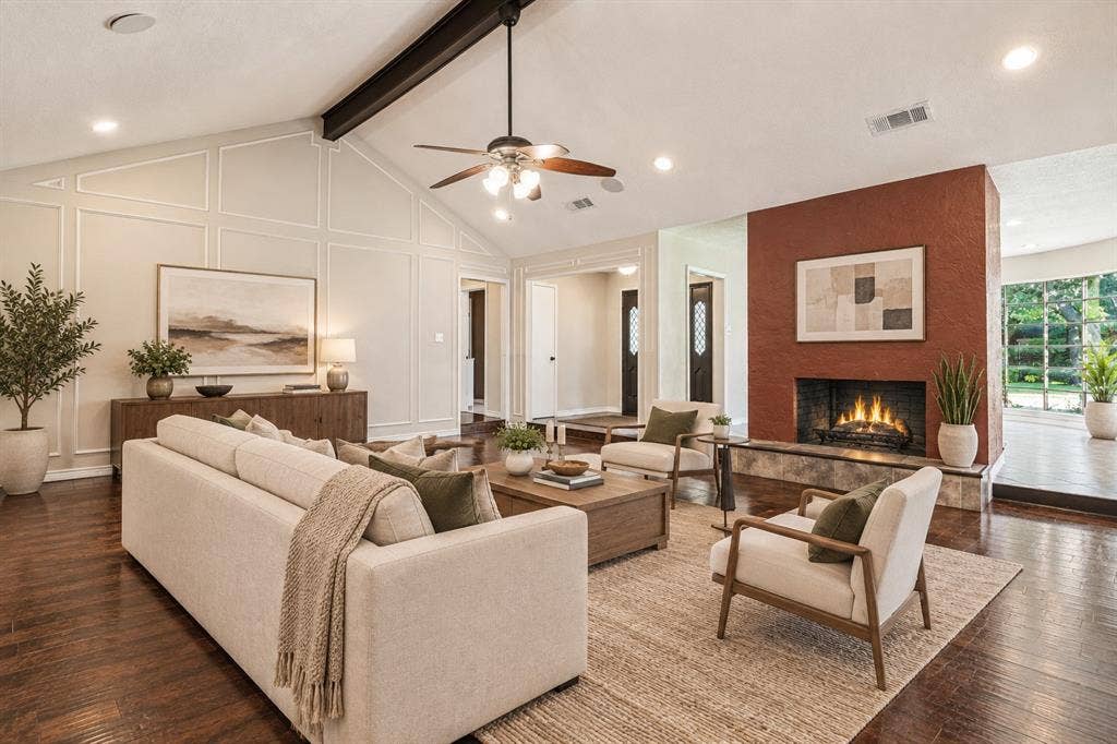 Virtually Staged - Primary Living Area