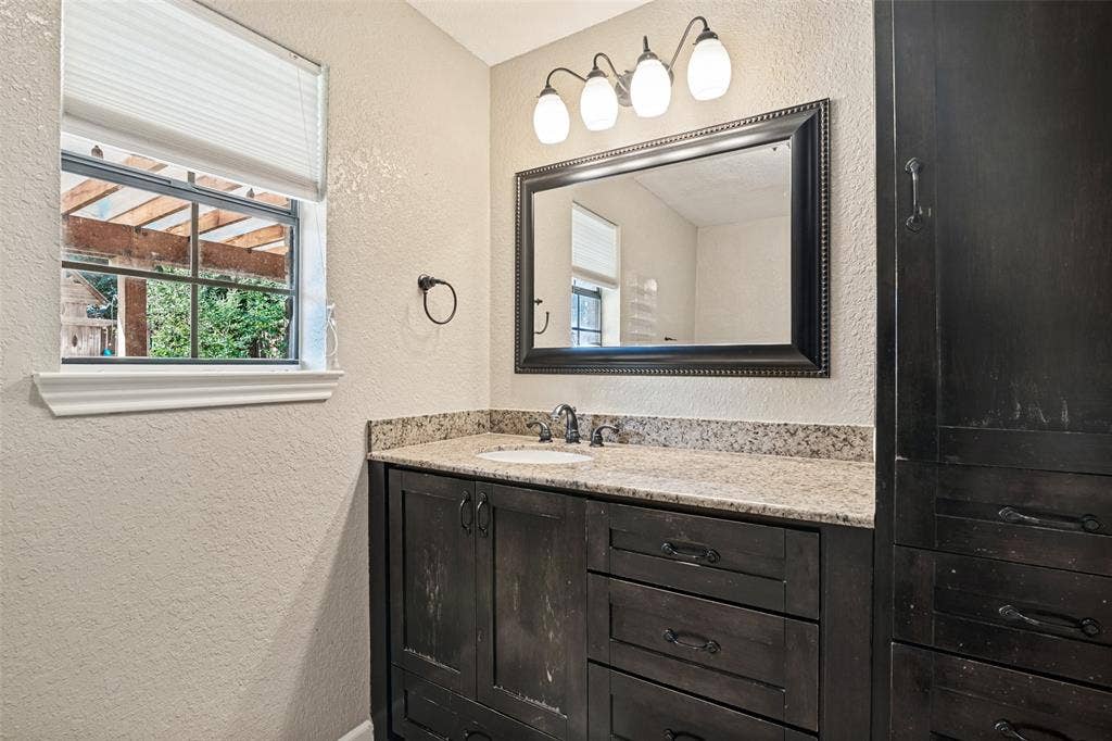 2504 Evans Drive, Plano, TX 75075