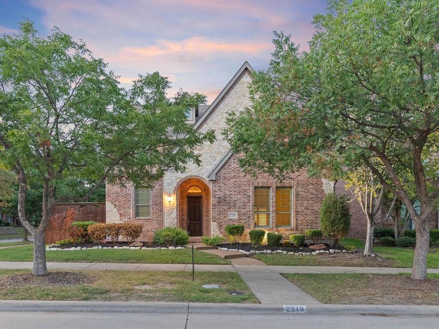Property photo for 2948 Clearfork Trail, Frisco, TX